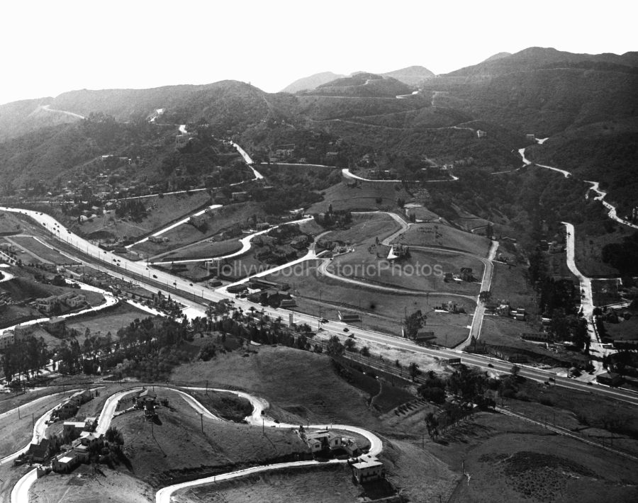 Hollywood Hills 1930 View of Cahuenga Pass Barham Blvd.jpg